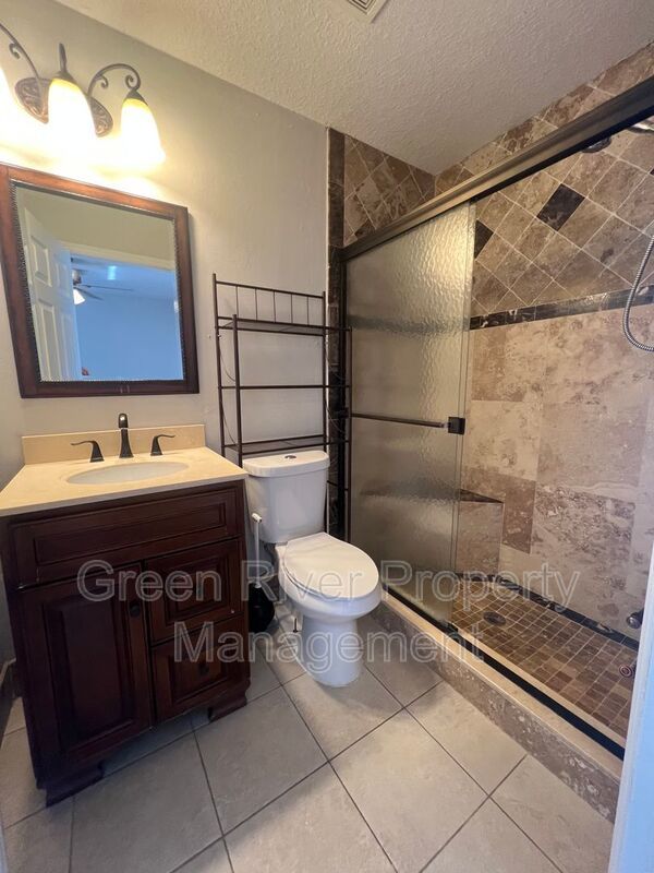 Bungalow in Green Cove Springs property image