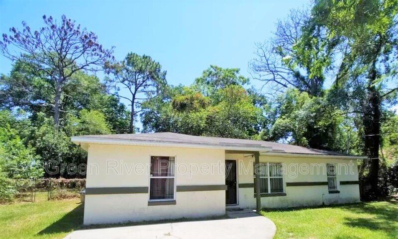 Adorable 3 bedroom 2 bath home available now! property image