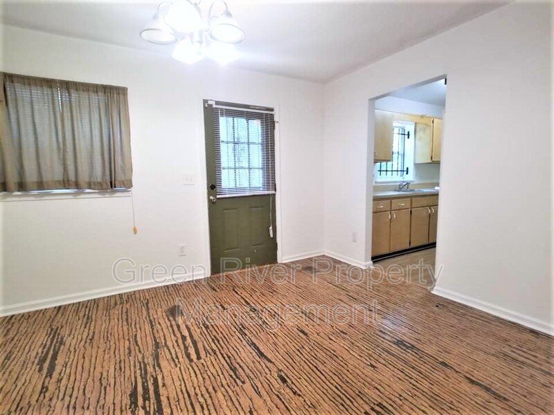 Adorable 3 bedroom 2 bath home available now! property image