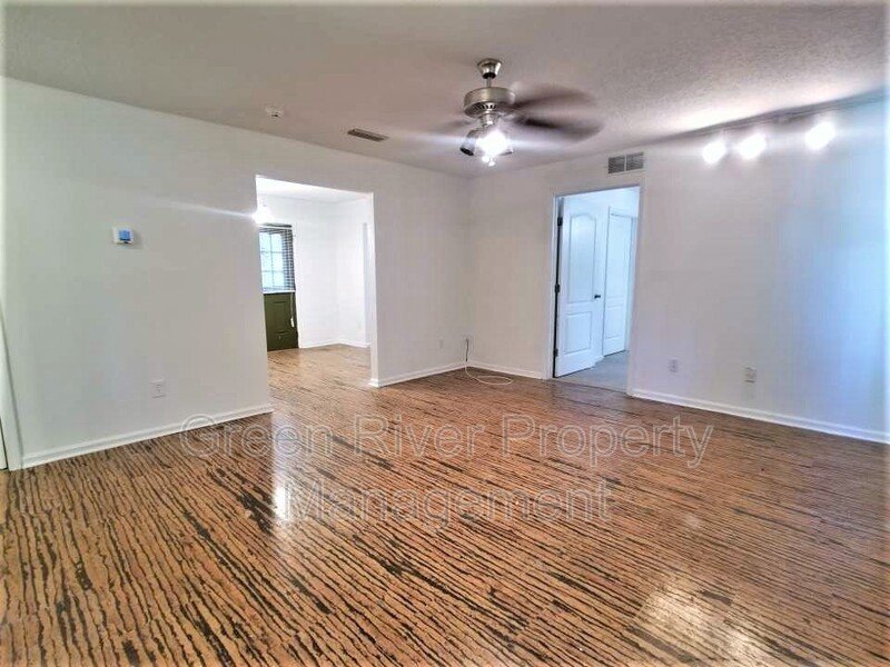 Adorable 3 bedroom 2 bath home available now! property image