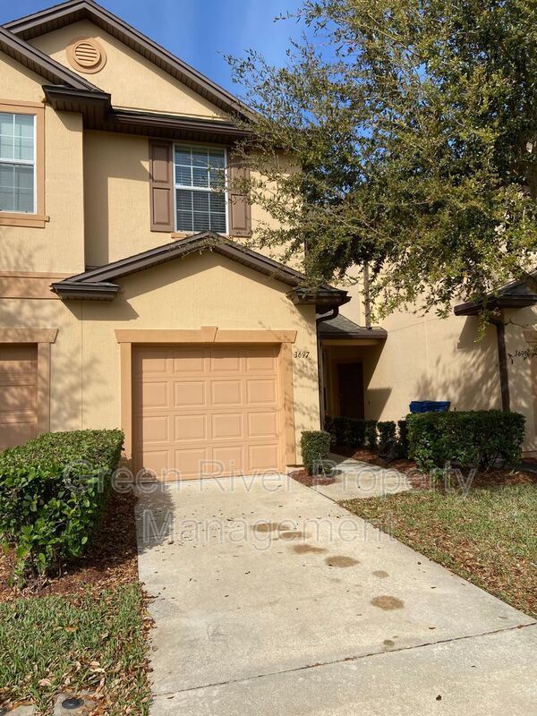 Modern Comfort Meets Classic Style in This Prime Townhome Retreat in Hillcrest!! property image