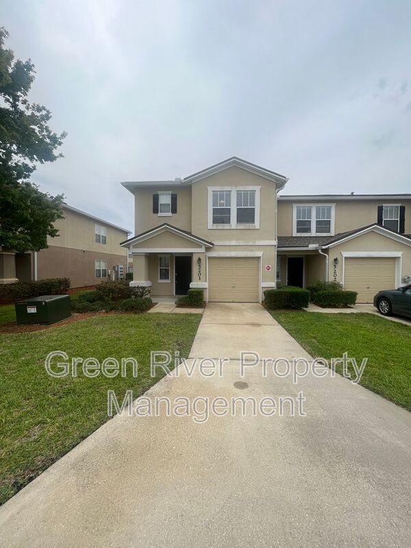 Charming 3-bedroom 2.5-bathroom Townhome in Fleming Island Plantation!! property image