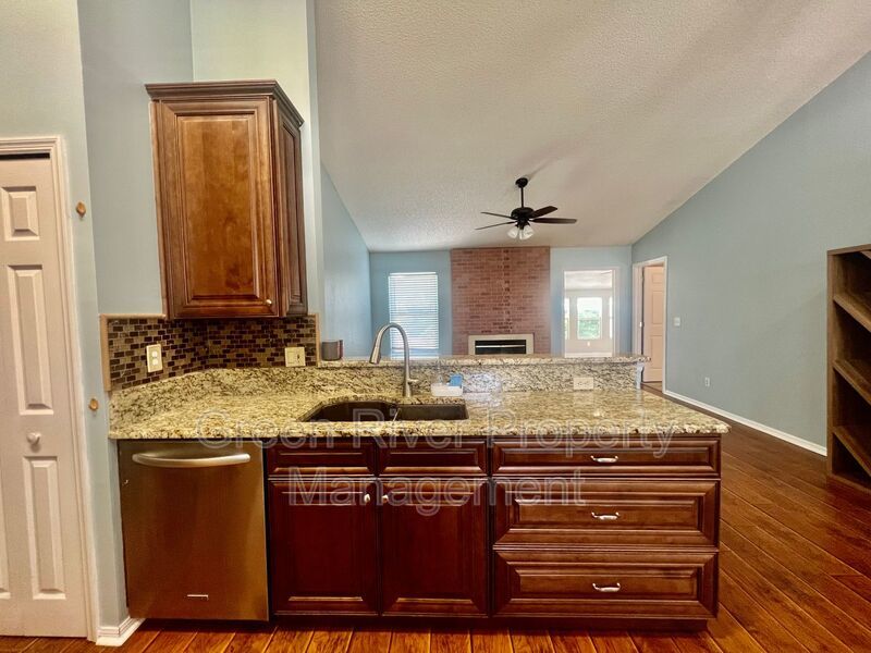 Family home, great location! property image