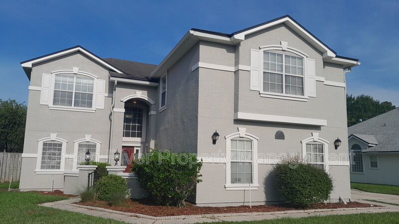 Live the Good Life in Fleming Island’s Thornhill Neighborhood, 4 bedroom, 3.5 bathroom home! property image