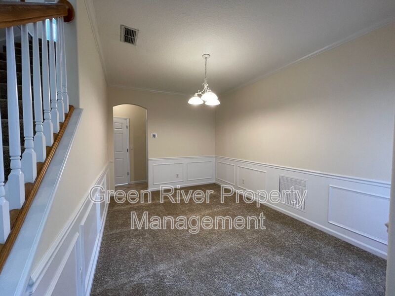 Live the Good Life in Fleming Island’s Thornhill Neighborhood, 4 bedroom, 3.5 bathroom home! property image