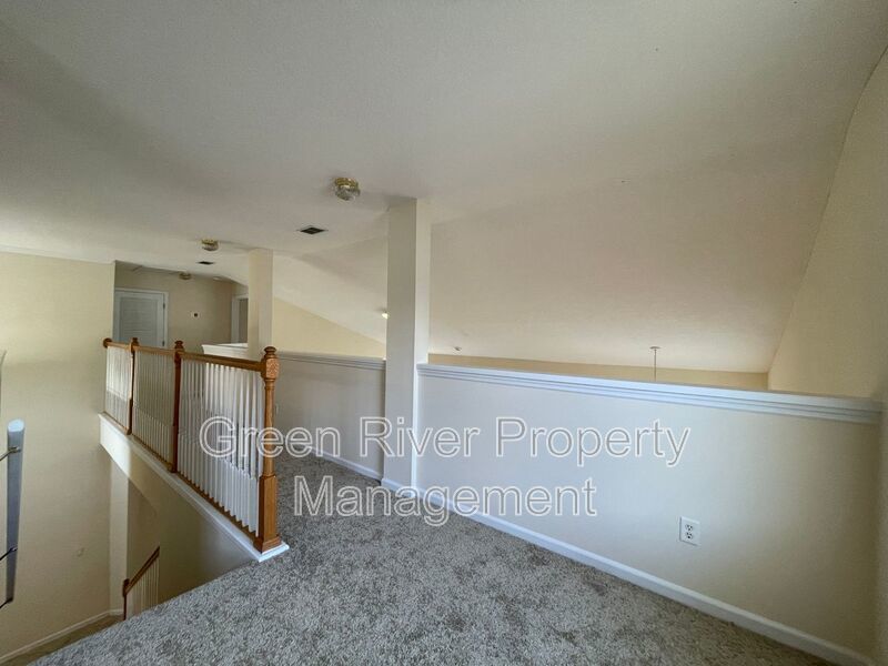 Live the Good Life in Fleming Island’s Thornhill Neighborhood, 4 bedroom, 3.5 bathroom home! property image