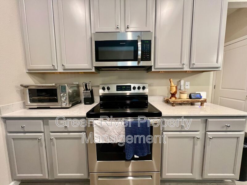 Like New home!! property image