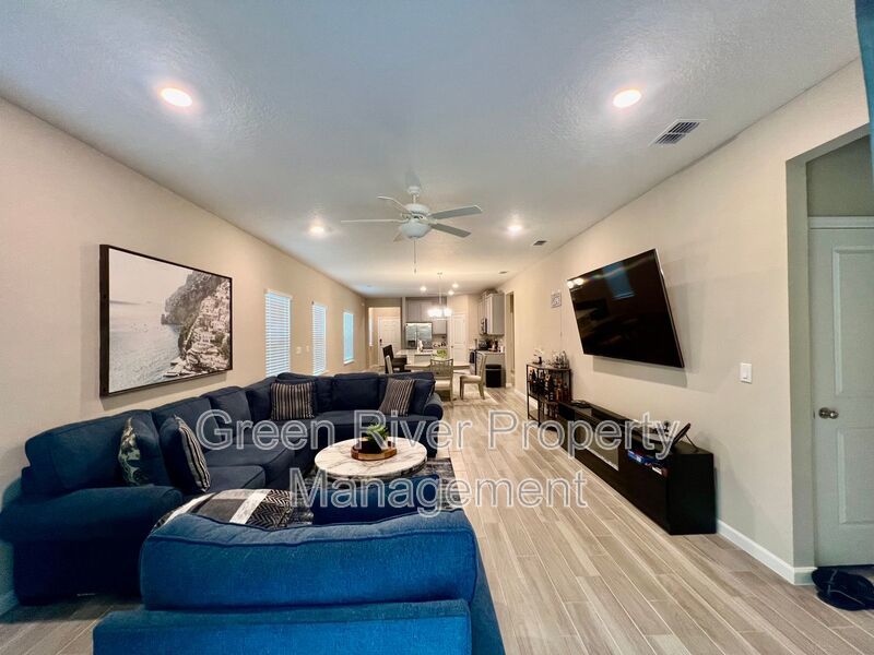 Like New home!! property image