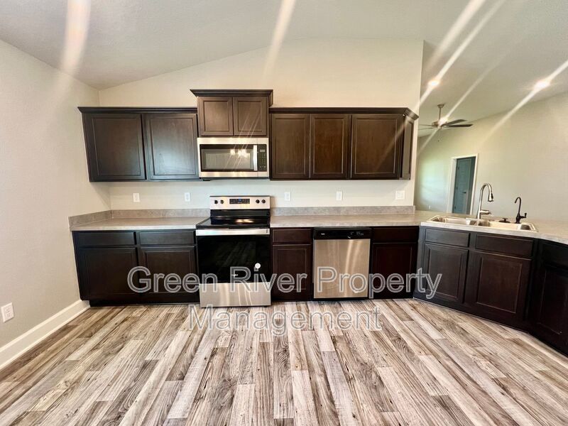 Beautiful home in Natural Park Estates property image