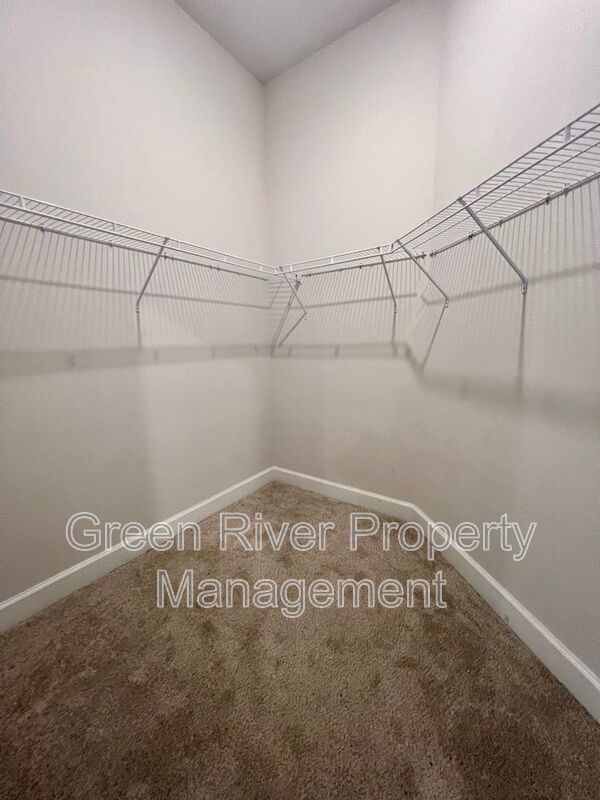 Beautiful home in Natural Park Estates property image