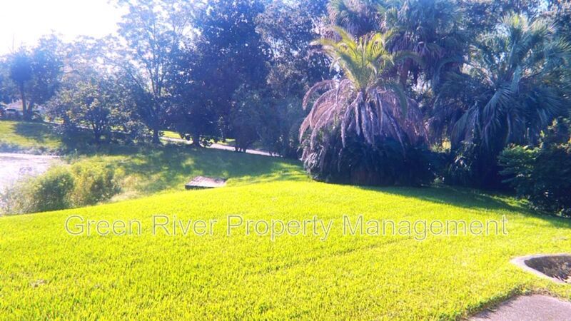 Amazing 3/2.5 in Kensington neighborhood! Minutes from the beaches - Serene Pond Views and Coastal Convenience! property image