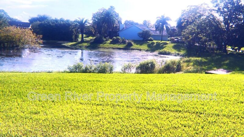 Amazing 3/2.5 in Kensington neighborhood! Minutes from the beaches - Serene Pond Views and Coastal Convenience! property image