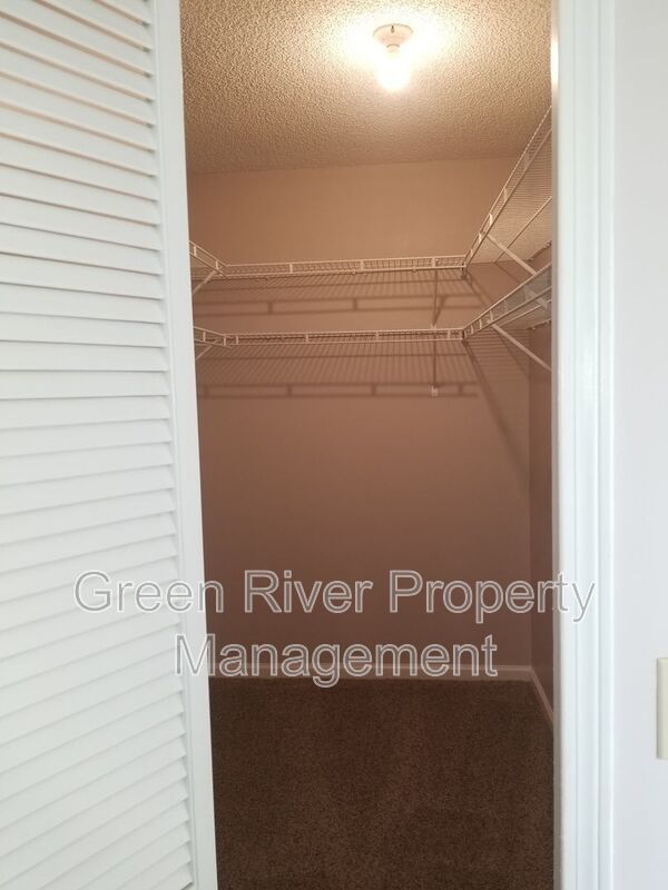 Amazing 3/2.5 in Kensington neighborhood! Minutes from the beaches - Serene Pond Views and Coastal Convenience! property image