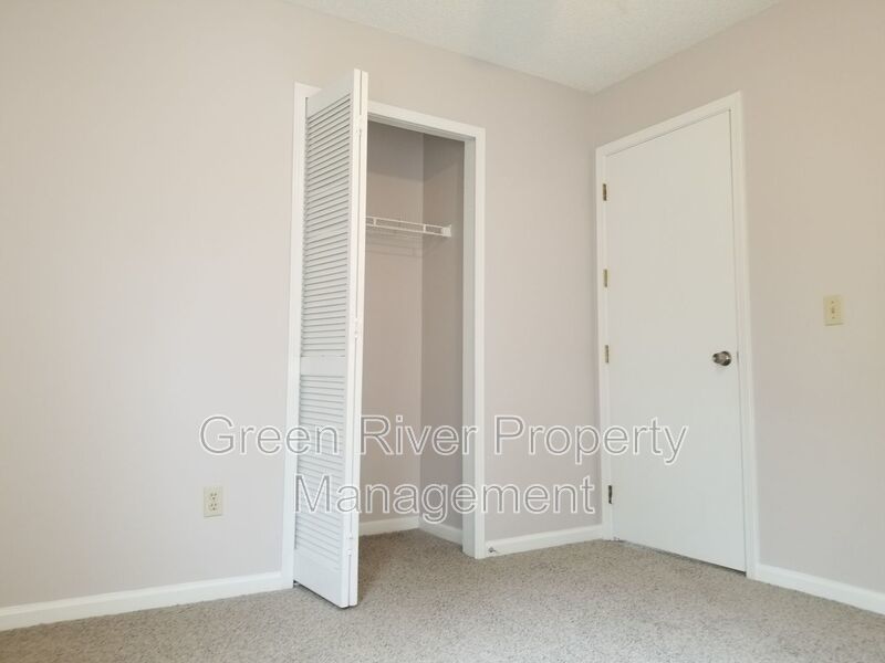 Amazing 3/2.5 in Kensington neighborhood! Minutes from the beaches - Serene Pond Views and Coastal Convenience! property image