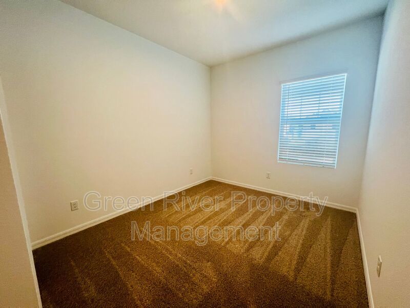 Beautiful 3 bedroom 2.5 bath Townhome! property image