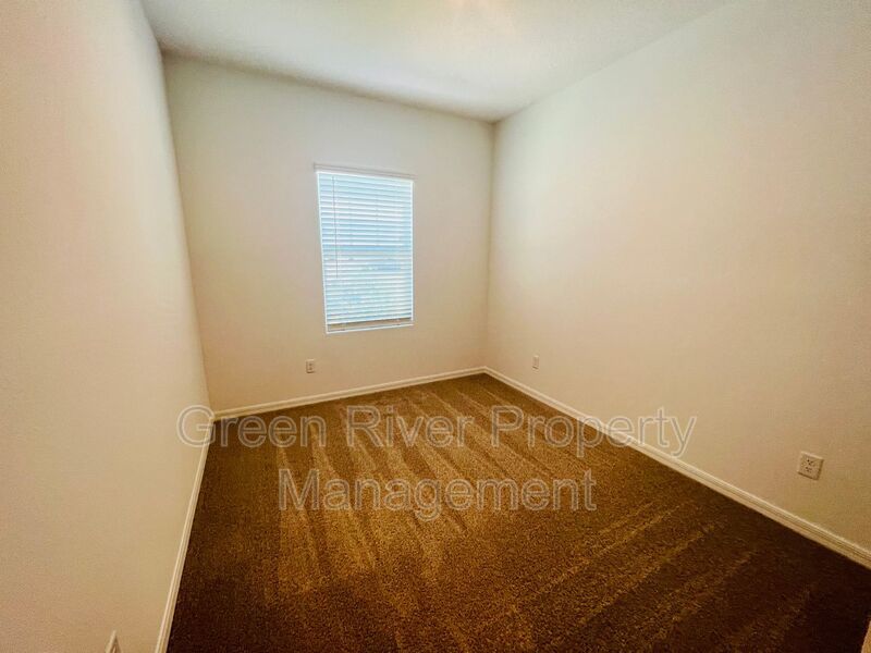 Beautiful 3 bedroom 2.5 bath Townhome! property image