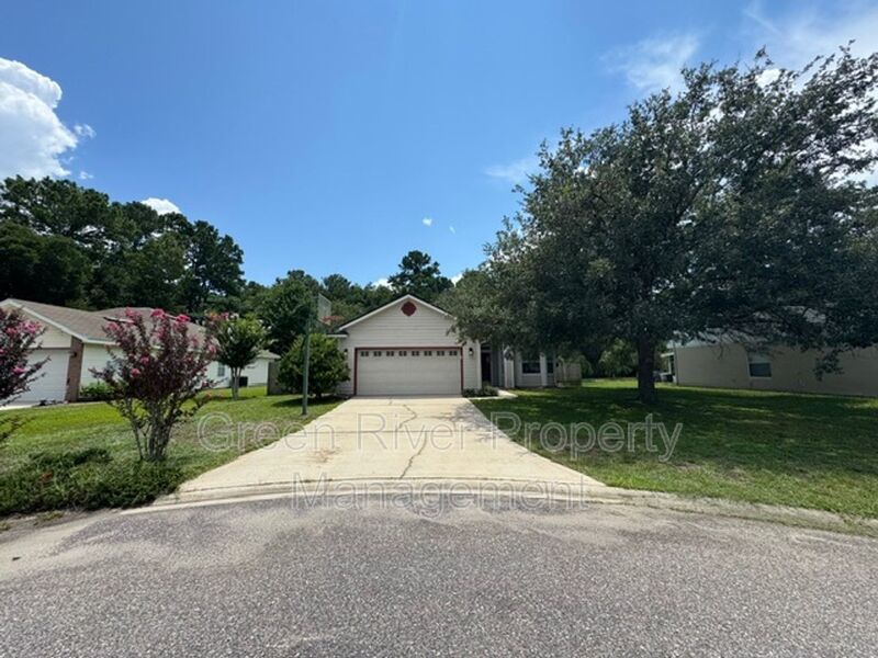 Spacious home with large backyard! property image