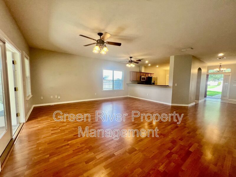 Spacious home with large backyard! property image