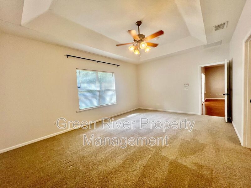 Spacious home with large backyard! property image