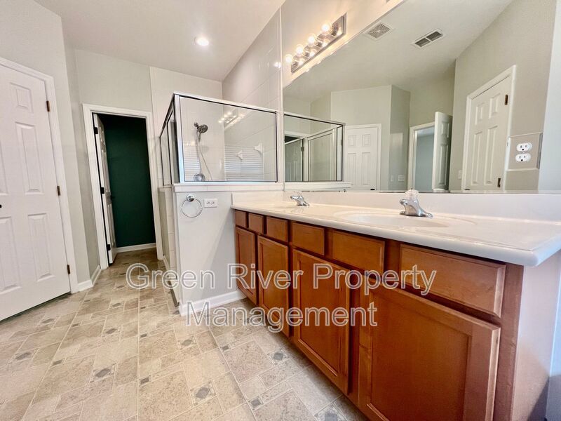 Spacious home with large backyard! property image