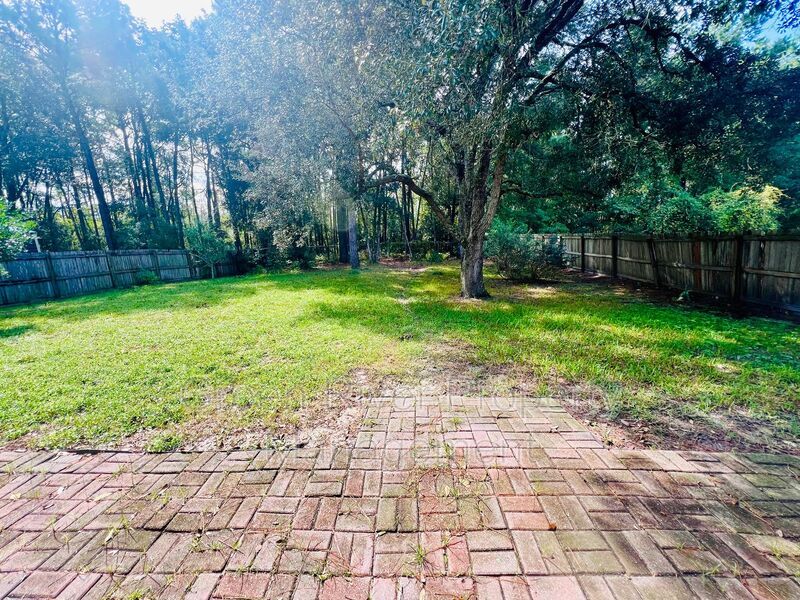 Spacious home with large backyard! property image