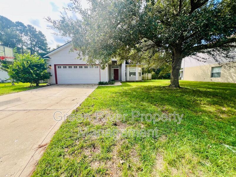 Spacious home with large backyard! property image