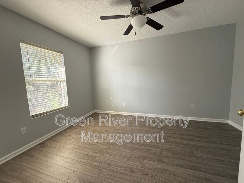 Highly desirable 3 bedroom, 2.5 bath Townhome in Fleming Island Plantation!! property image