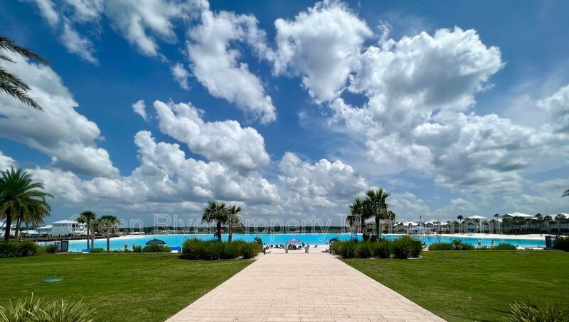 3 Bedroom 2.5 Bath Townhome in Beachwalk! property image