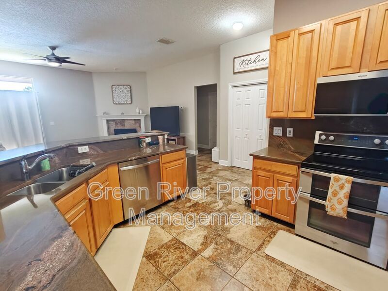 Spacious 5-Bedroom Home with Pond View & Resort-Style Amenities property image