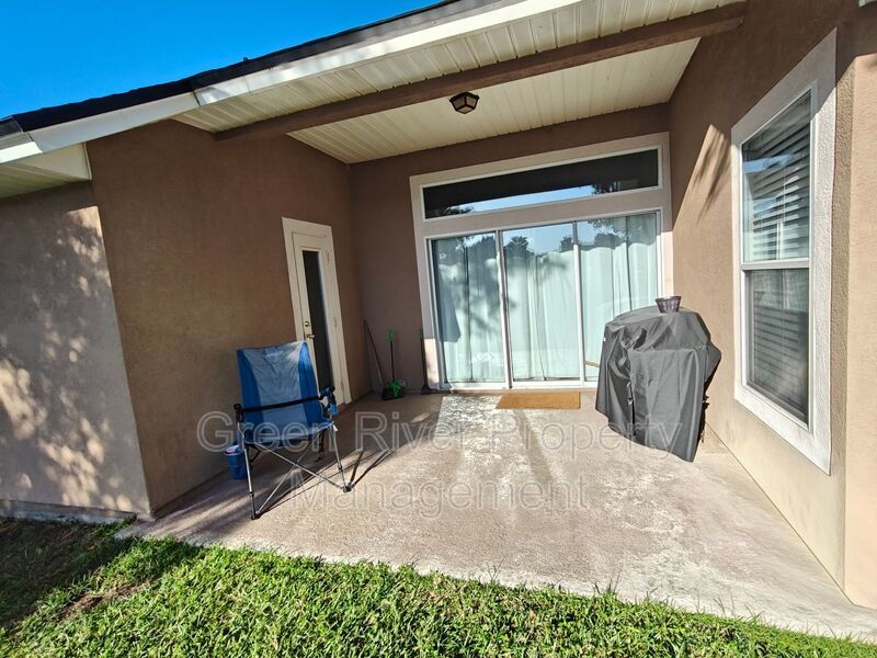 Spacious 5-Bedroom Home with Pond View & Resort-Style Amenities property image