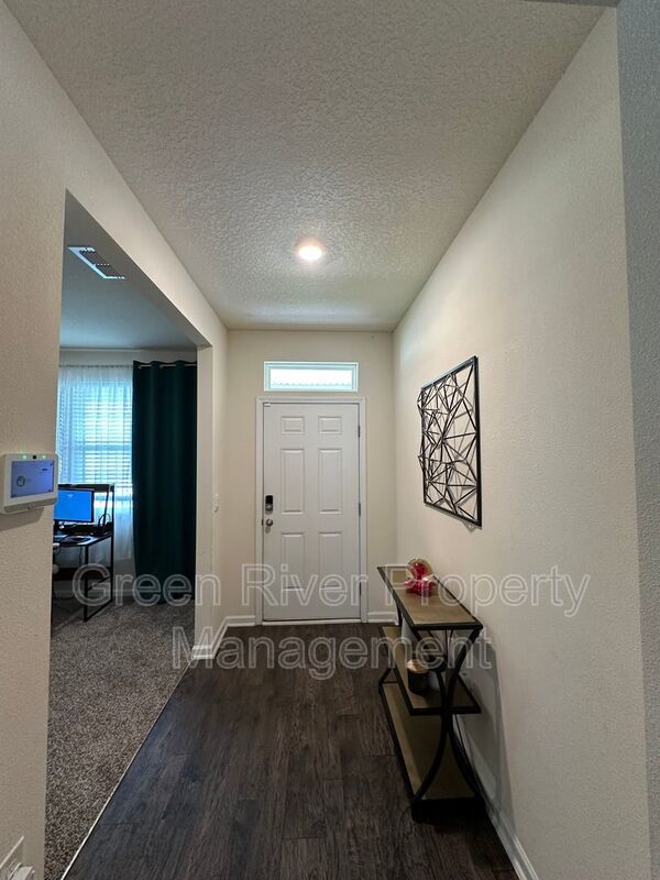 Warm Modern Living Steps from Spring Park—A Five-Bed Beauty with Space for Everyone!! property image