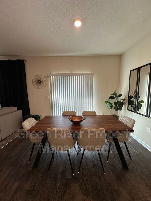 Warm Modern Living Steps from Spring Park—A Five-Bed Beauty with Space for Everyone!! property image