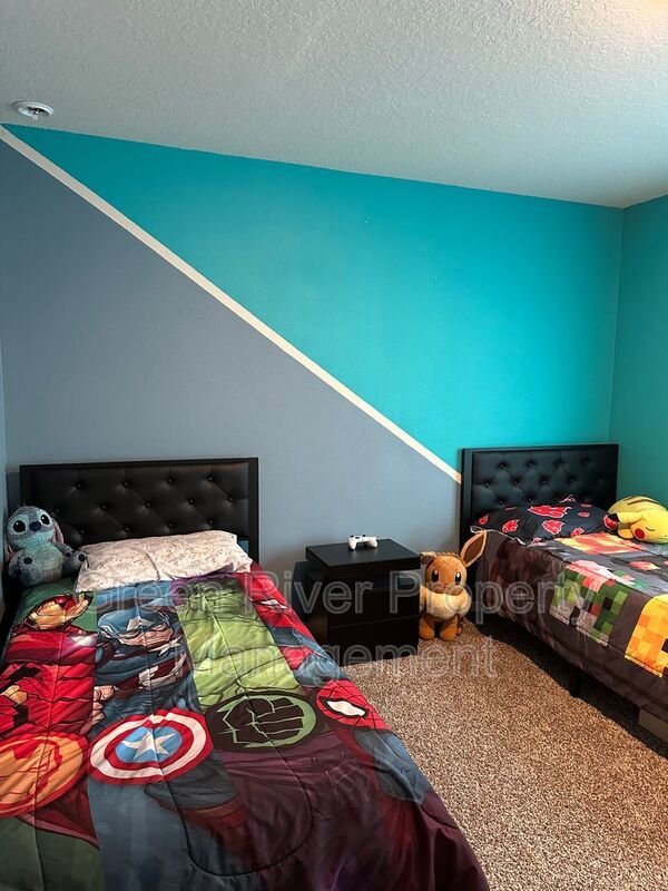 Warm Modern Living Steps from Spring Park—A Five-Bed Beauty with Space for Everyone!! property image