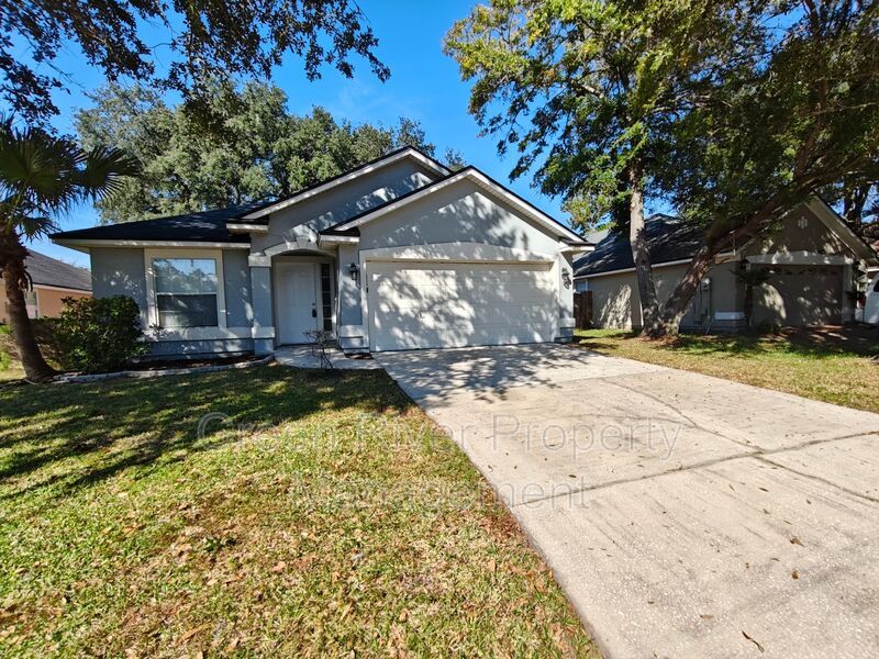 Charming 3-Bed Home with Great Amenities & Spacious Backyard property image