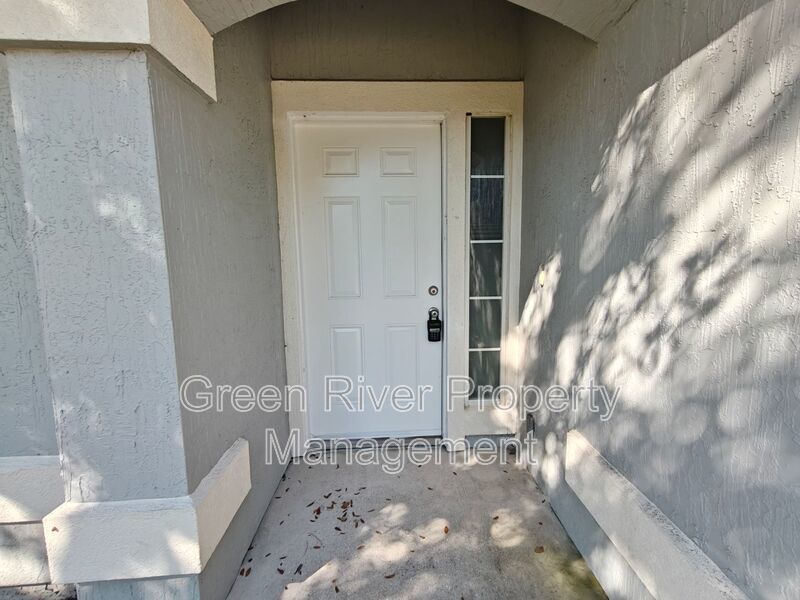 Charming 3-Bed Home with Great Amenities & Spacious Backyard property image
