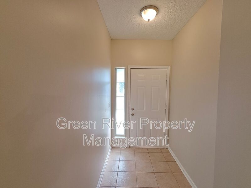 Charming 3-Bed Home with Great Amenities & Spacious Backyard property image