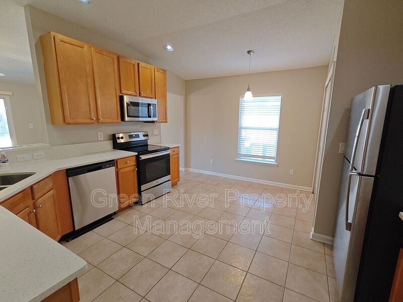 Charming 3-Bed Home with Great Amenities & Spacious Backyard property image