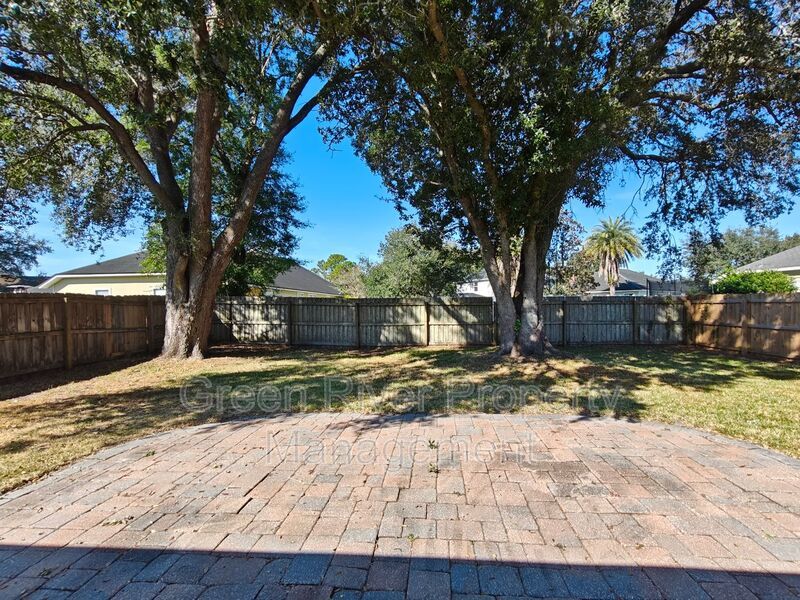 Charming 3-Bed Home with Great Amenities & Spacious Backyard property image