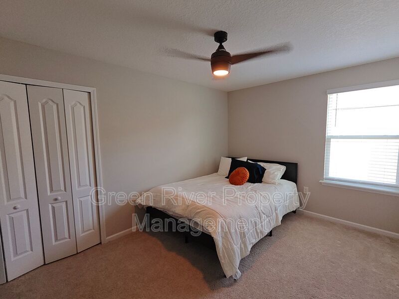 Beautiful 3 Bedroom / 2 Bath Home for Rent in Yulee! property image