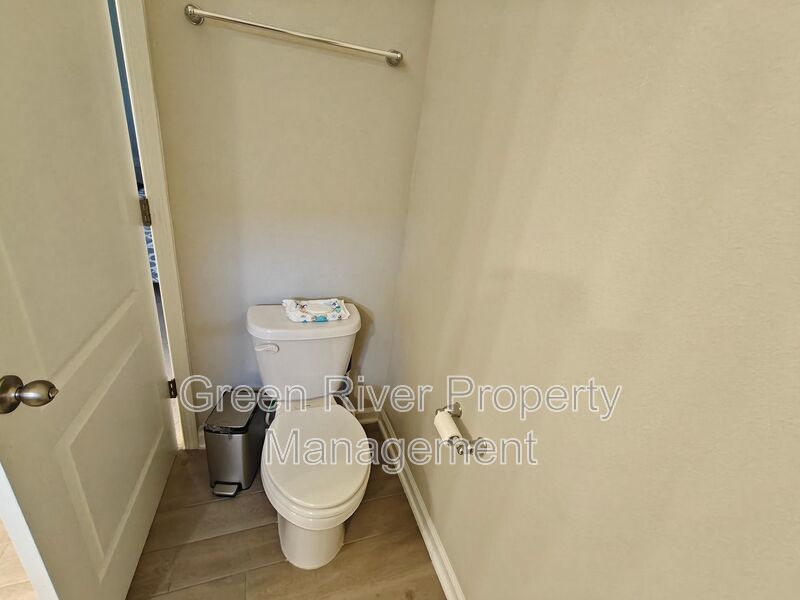 Beautiful 3 Bedroom / 2 Bath Home for Rent in Yulee! property image