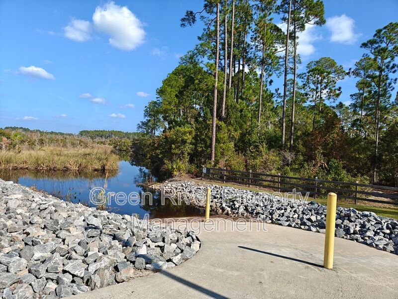 Beautiful 3 Bedroom / 2 Bath Home for Rent in Yulee! property image