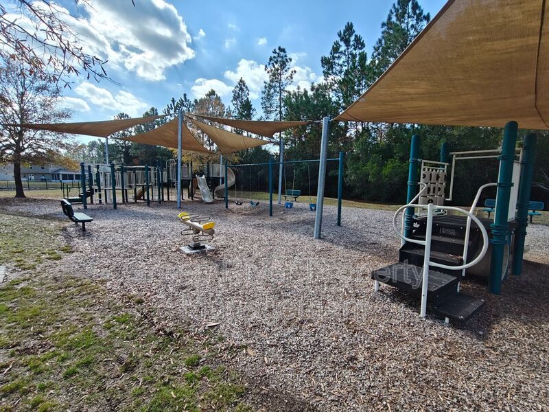 Beautiful 3 Bedroom / 2 Bath Home for Rent in Yulee! property image