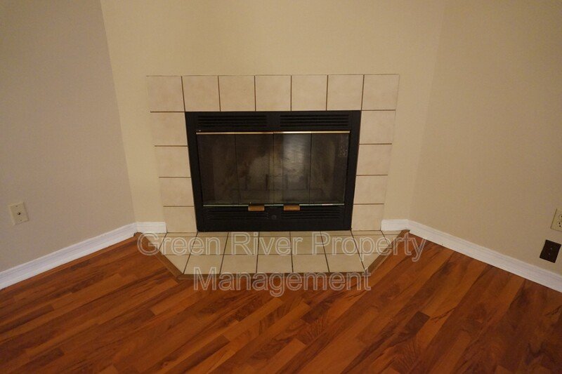 Beautiful 3 bedroom 2 bath Just waiting for you to call Home! property image