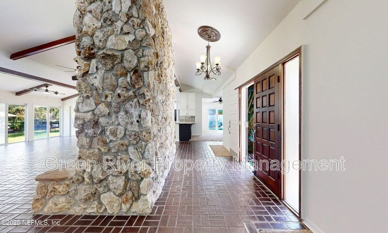 Waterfront Luxury Living – 4 Bed / 3 Bath – Over 2,600 Sq Ft property image