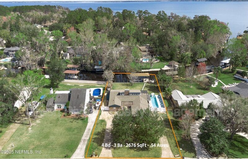 Waterfront Luxury Living – 4 Bed / 3 Bath – Over 2,600 Sq Ft property image