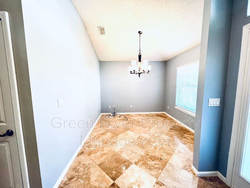 Johns Creek Stunner: Dream Master Suite, Entertainer’s Porch & Ultimate Community Perks!! property image