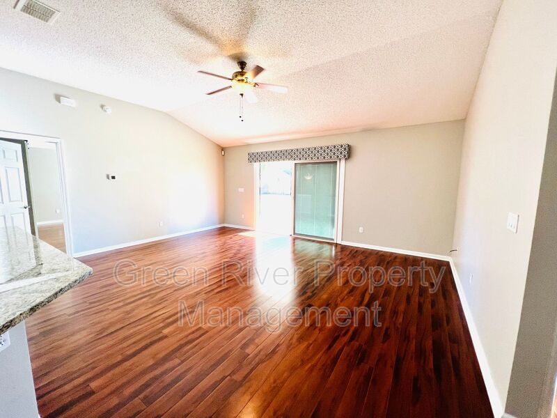 Johns Creek Stunner: Dream Master Suite, Entertainer’s Porch & Ultimate Community Perks!! property image