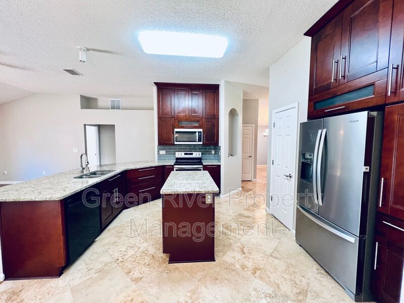 Johns Creek Stunner: Dream Master Suite, Entertainer’s Porch & Ultimate Community Perks!! property image