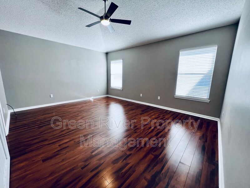 Johns Creek Stunner: Dream Master Suite, Entertainer’s Porch & Ultimate Community Perks!! property image