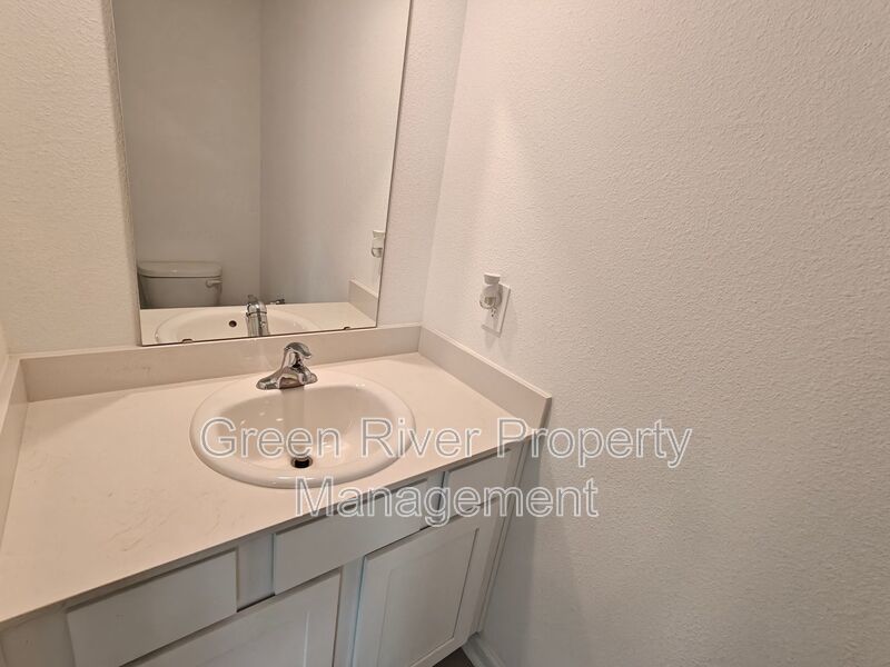 Spacious Townhome Living with Scenic Pond Views property image